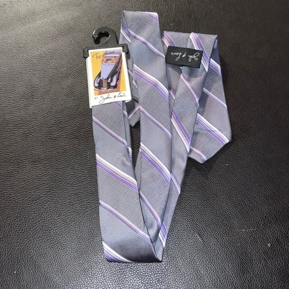 NWT FASHION By John & Louis Tie - Picture 1 of 4